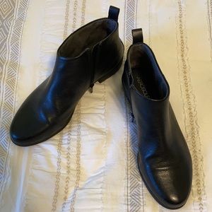 Women’s Black Aerosoles Shoes